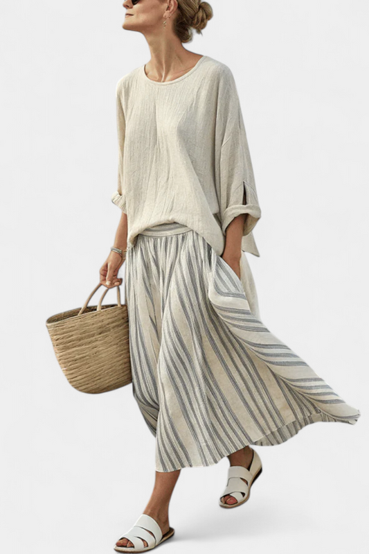 Aurora — Blusa cómoda y falda midi a rayas