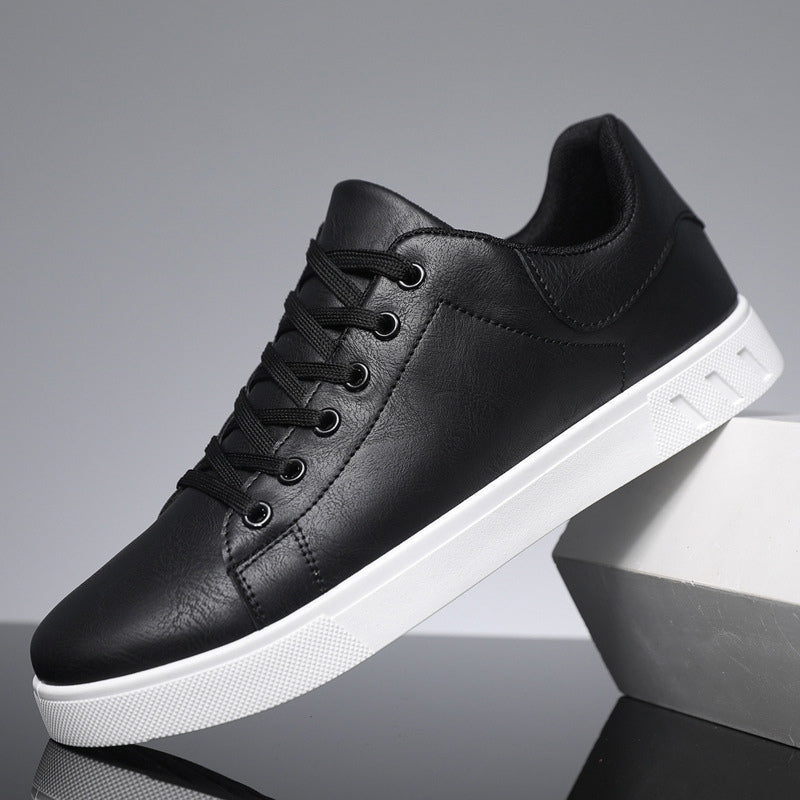 BERLIN – Zapatillas de cuero