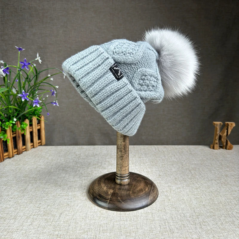 Gorro de Punto de Lana Clara